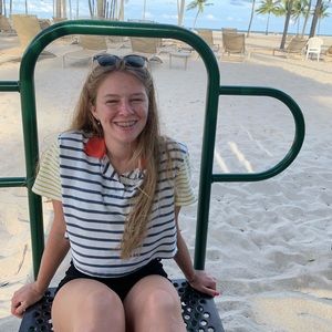 Meet your Posher, Rachel